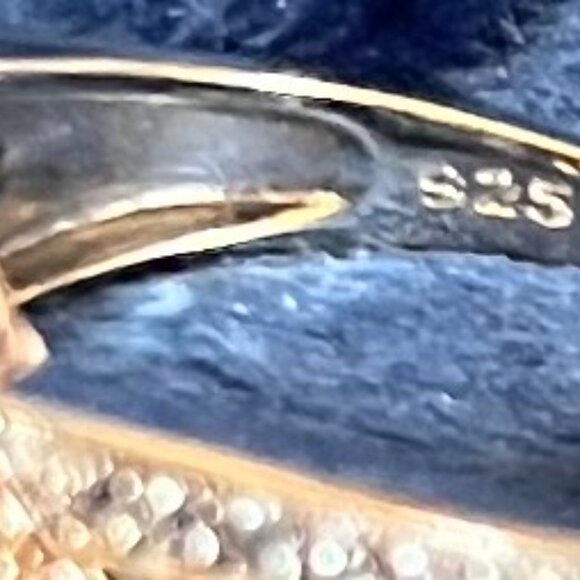 Kay Jewelers Sterling Silver Blue Topaz & White Sapphire Ring – Size 7 - Picture 5 of 8